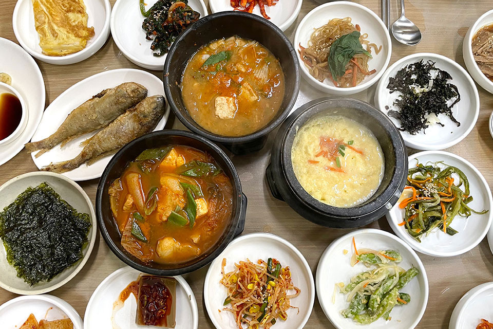 Jeonju's Ultimate Food Spot: Two Secret Home-Style Meal Spots Only Locals  Know About